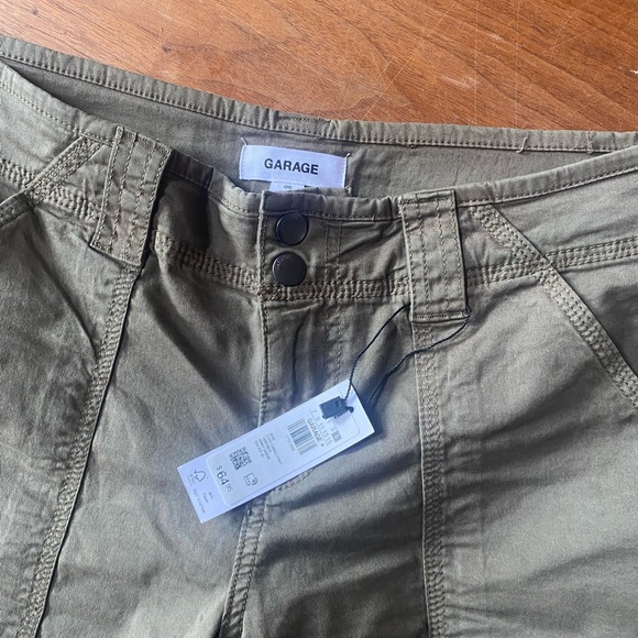 Green garage pants - Picture 3 of 3